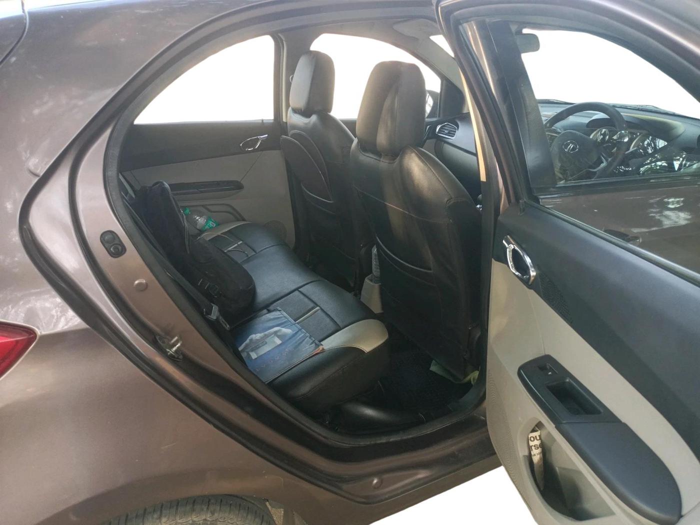 2017 Tata Tiago XZ PETROL, Petrol, Manual, 1,33,185 km, interior