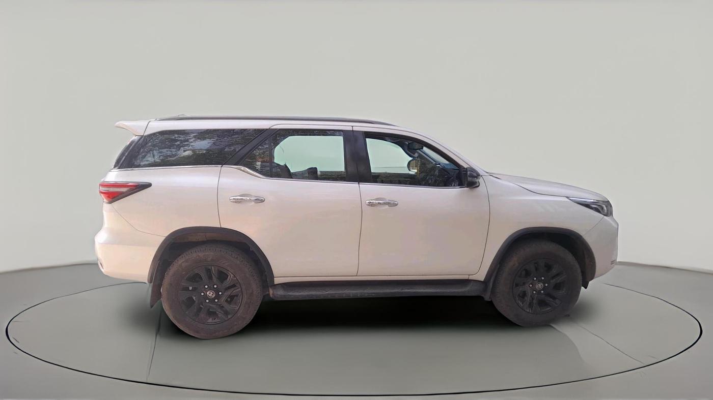 2021 Toyota Fortuner 4X4 AT 2.8 DIESEL, Diesel, Automatic, 53,655 km, exterior