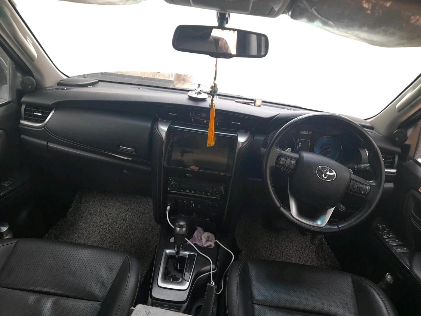 2021 Toyota Fortuner 4X4 AT 2.8 DIESEL, Diesel, Automatic, 53,655 km, interior