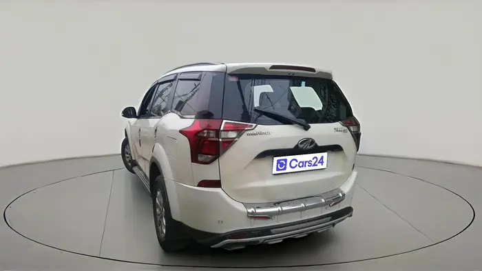 2018 Mahindra XUV500 W9 1.99, Diesel, Manual, 89,491 km, exterior