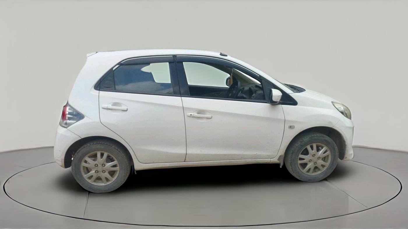 2013 Honda Brio V AT, Petrol, Automatic, 98,609 km, exterior