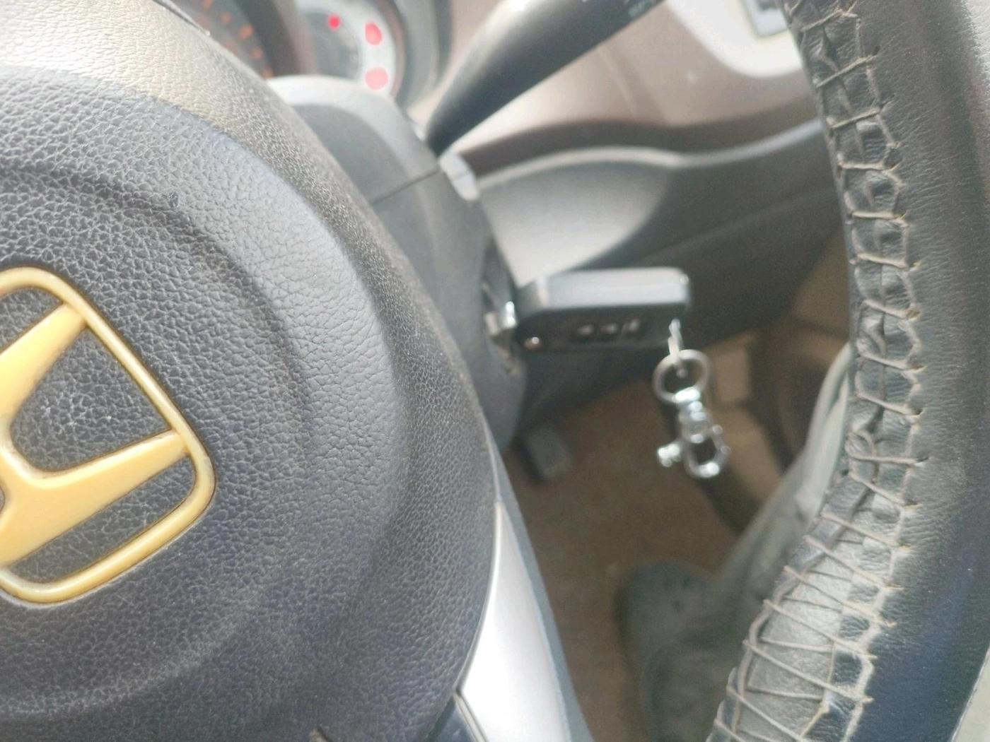 2013 Honda Brio V AT, Petrol, Automatic, 98,609 km, interior
