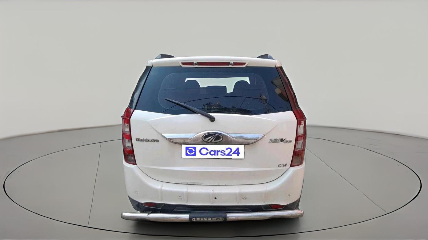 2017 Mahindra XUV500 W6, Diesel, Manual, 1,05,202 km, exterior