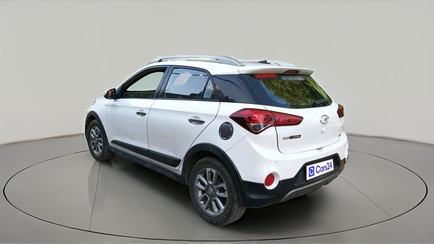 2017 Hyundai i20 Active 1.4 SX, Diesel, Manual, 1,40,232 km, exterior