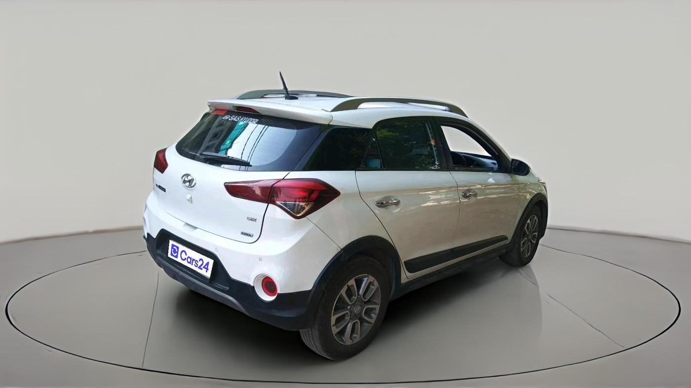 2017 Hyundai i20 Active 1.4 SX, Diesel, Manual, 1,40,232 km, exterior