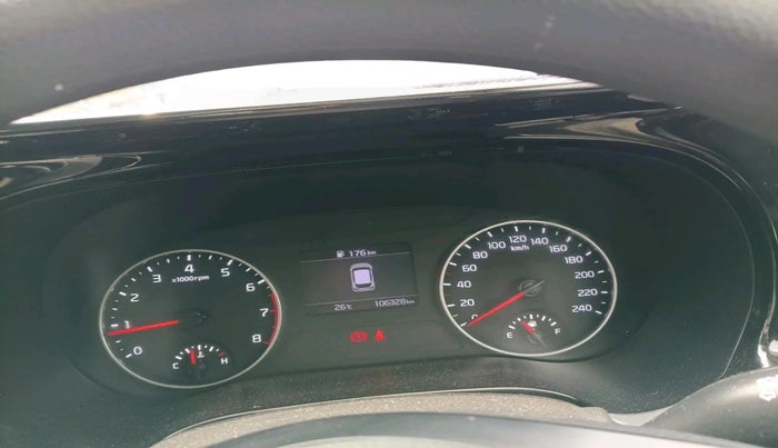 2021 KIA SELTOS HTK 1.5 PETROL, Petrol, Manual, 1,06,328 km, interior