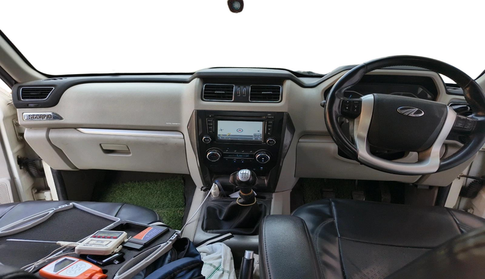 2018 Mahindra Scorpio S11 2WD, Diesel, Manual, 1,51,811 km, interior