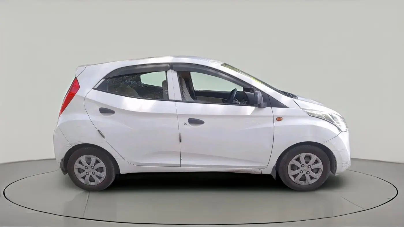 2018 Hyundai Eon MAGNA +, Petrol, Manual, 80,626 km, exterior