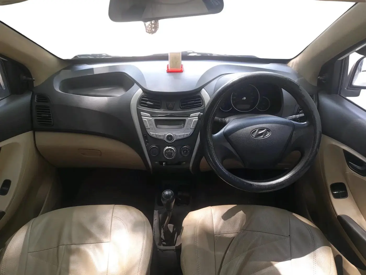 2018 Hyundai Eon MAGNA +, Petrol, Manual, 80,626 km, interior