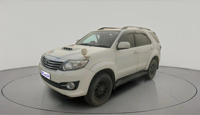 2015 Toyota Fortuner 3.0 4X2 MT, Diesel, Manual, 1,78,716 km, exterior