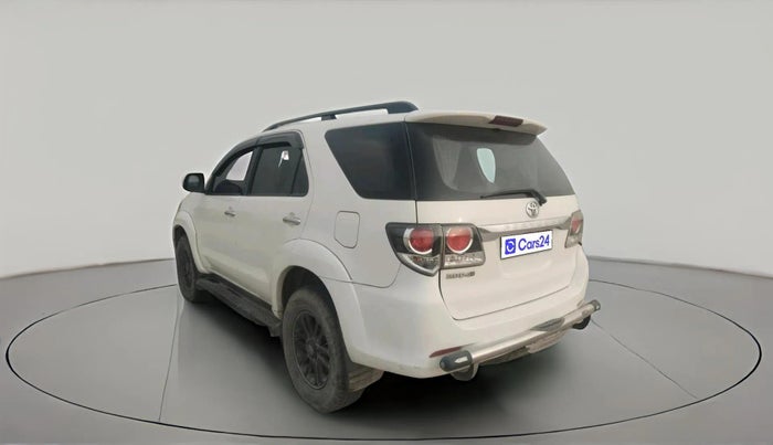 2015 Toyota Fortuner 3.0 4X2 MT, Diesel, Manual, 1,78,716 km, exterior