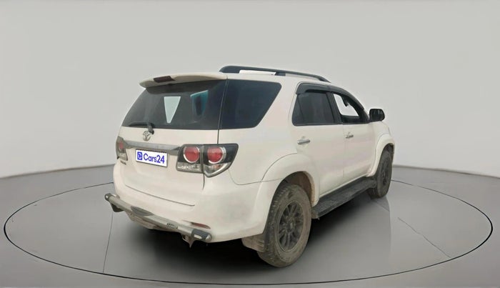 2015 Toyota Fortuner 3.0 4X2 MT, Diesel, Manual, 1,78,716 km, exterior