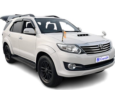 2015 Toyota Fortuner - SUV - Diesel - Manual - ₹9.70 lakh