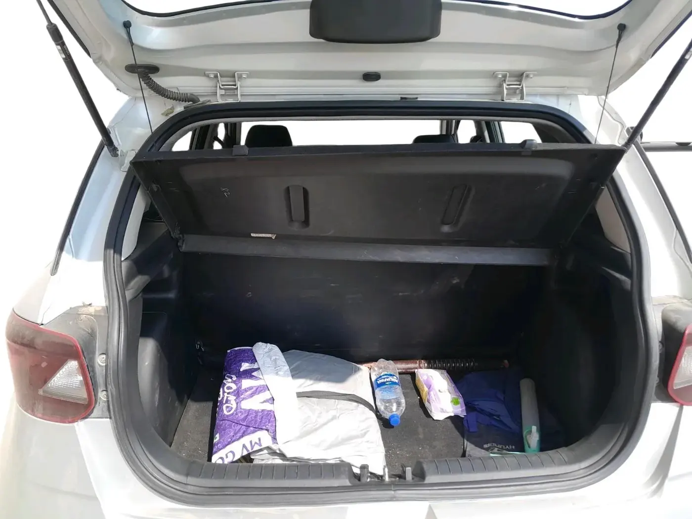 2021 Hyundai VENUE S+ 1.2, Petrol, Manual, 76,000 km, exterior