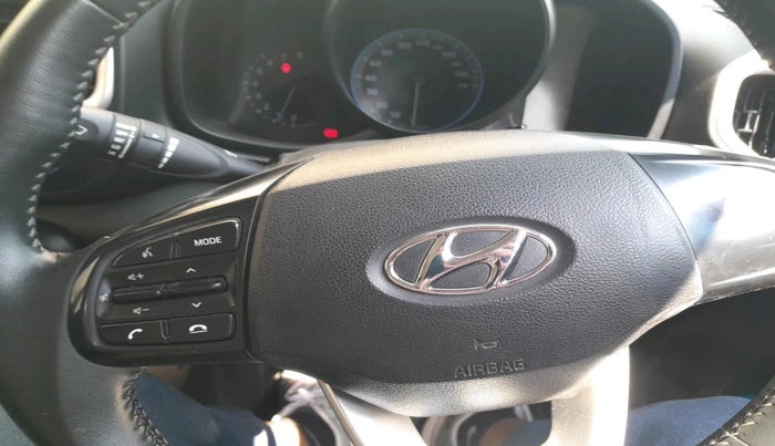 2021 Hyundai VENUE S+ 1.2, Petrol, Manual, 76,000 km, interior