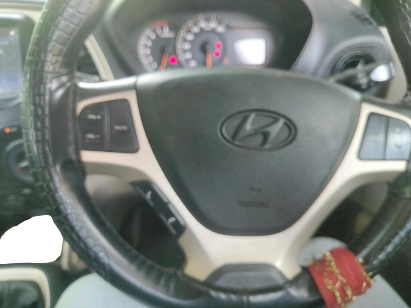 2021 Hyundai NEW SANTRO SPORTZ EXECUTIVE MT CNG, CNG, Manual, 92,263 km, interior