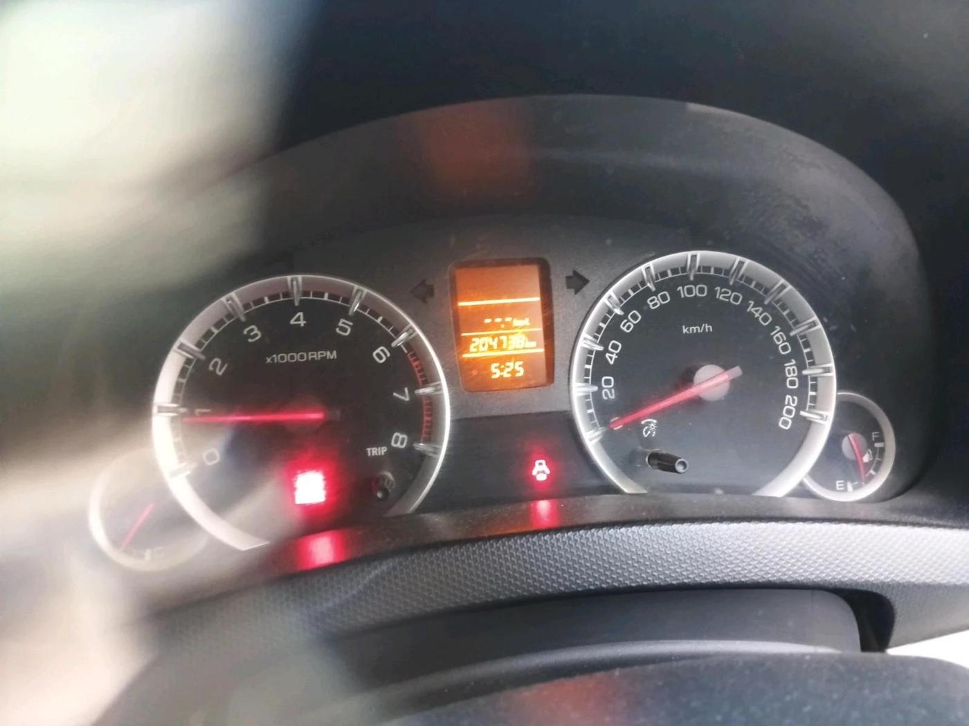 2014 Maruti Swift Dzire VXI, Petrol, Manual, 2,04,738 km, interior