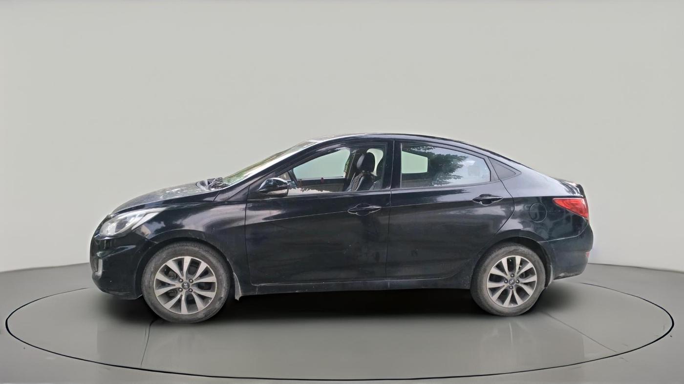 2013 Hyundai Verna FLUIDIC 1.6 CRDI SX, Diesel, Manual, 76,599 km, exterior