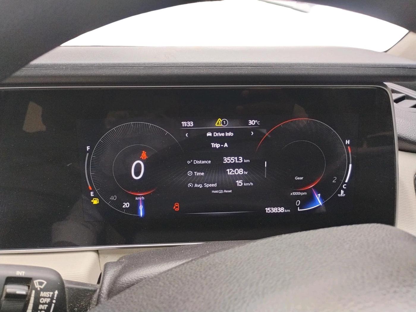 2022 Mahindra XUV700 AX 3 D MT 7 STR, Diesel, Manual, 1,53,838 km, interior
