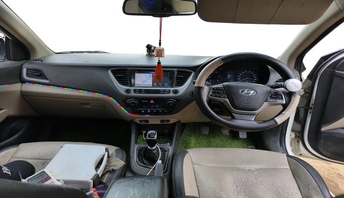 2018 Hyundai Verna 1.6 SX (O) CRDI MT, Diesel, Manual, 1,12,421 km, interior