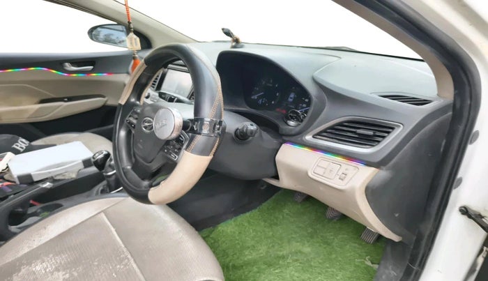 2018 Hyundai Verna 1.6 SX (O) CRDI MT, Diesel, Manual, 1,12,421 km, interior