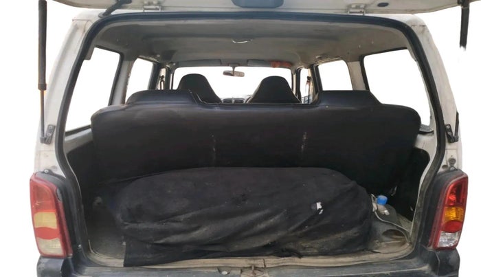 2020 Maruti Eeco 5 STR WITH A/C+HTR, CNG, Manual, 1,16,206 km, exterior