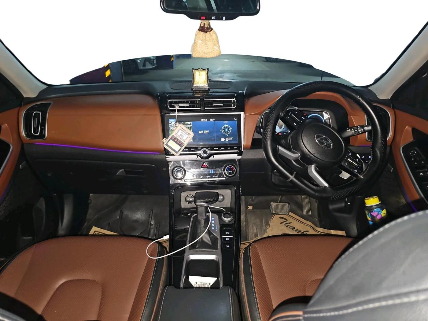 2023 Hyundai ALCAZAR PLATINUM(O) 7STR 1.5 AT, Diesel, Automatic, 65,246 km, interior