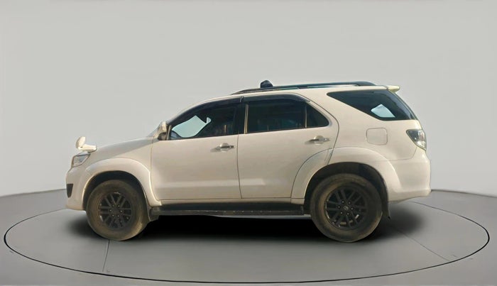 2015 Toyota Fortuner 3.0 4X4 MT, Diesel, Manual, 2,81,347 km, exterior