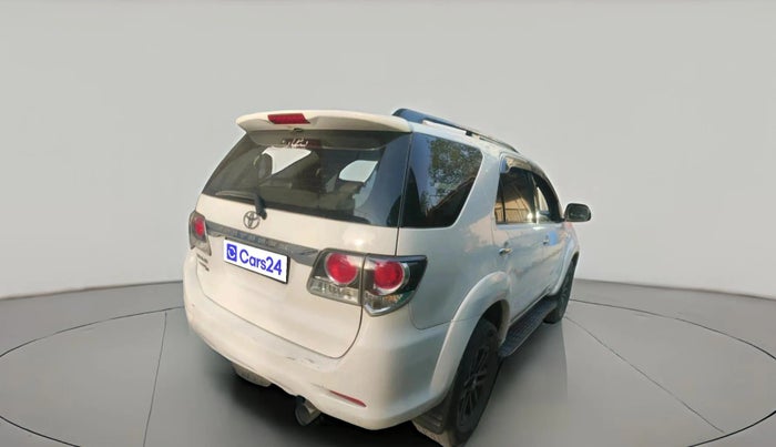 2015 Toyota Fortuner 3.0 4X4 MT, Diesel, Manual, 2,81,347 km, exterior