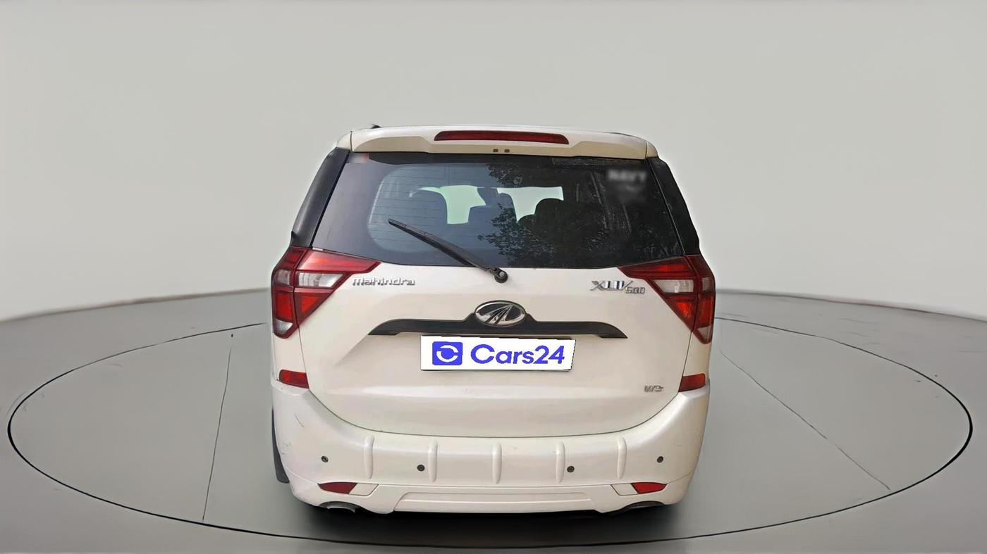 2018 Mahindra XUV500 W5, Diesel, Manual, 1,53,815 km, exterior