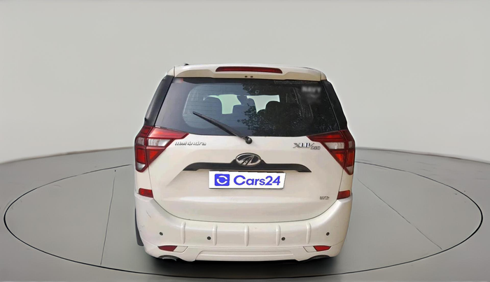 2018 Mahindra XUV500 W5, Diesel, Manual, 1,53,815 km, exterior