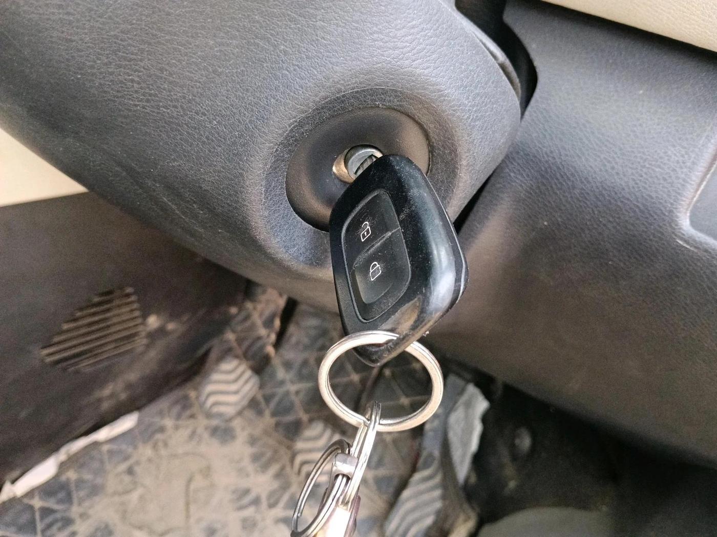 2022 Nissan MAGNITE XL, Petrol, Manual, 42,223 km, interior