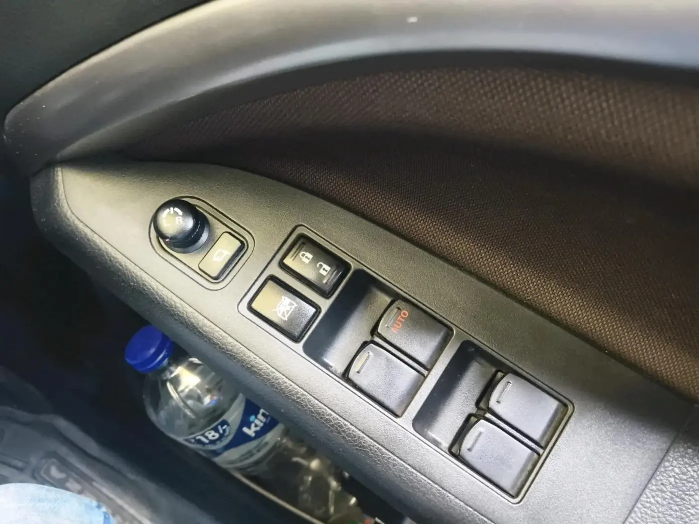 2023 Maruti BREZZA ZXI AT SMART HYBRID, Petrol, Automatic, 50,535 km, interior