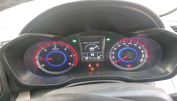 2023 Mahindra XUV300 W6 1.5 Sunroof Diesel, Diesel, Manual, 85,139 km, interior