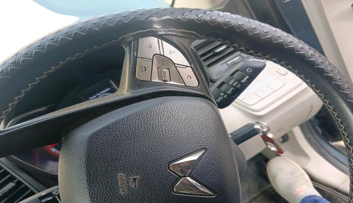 2023 Mahindra XUV300 W6 1.5 Sunroof Diesel, Diesel, Manual, 85,139 km, interior