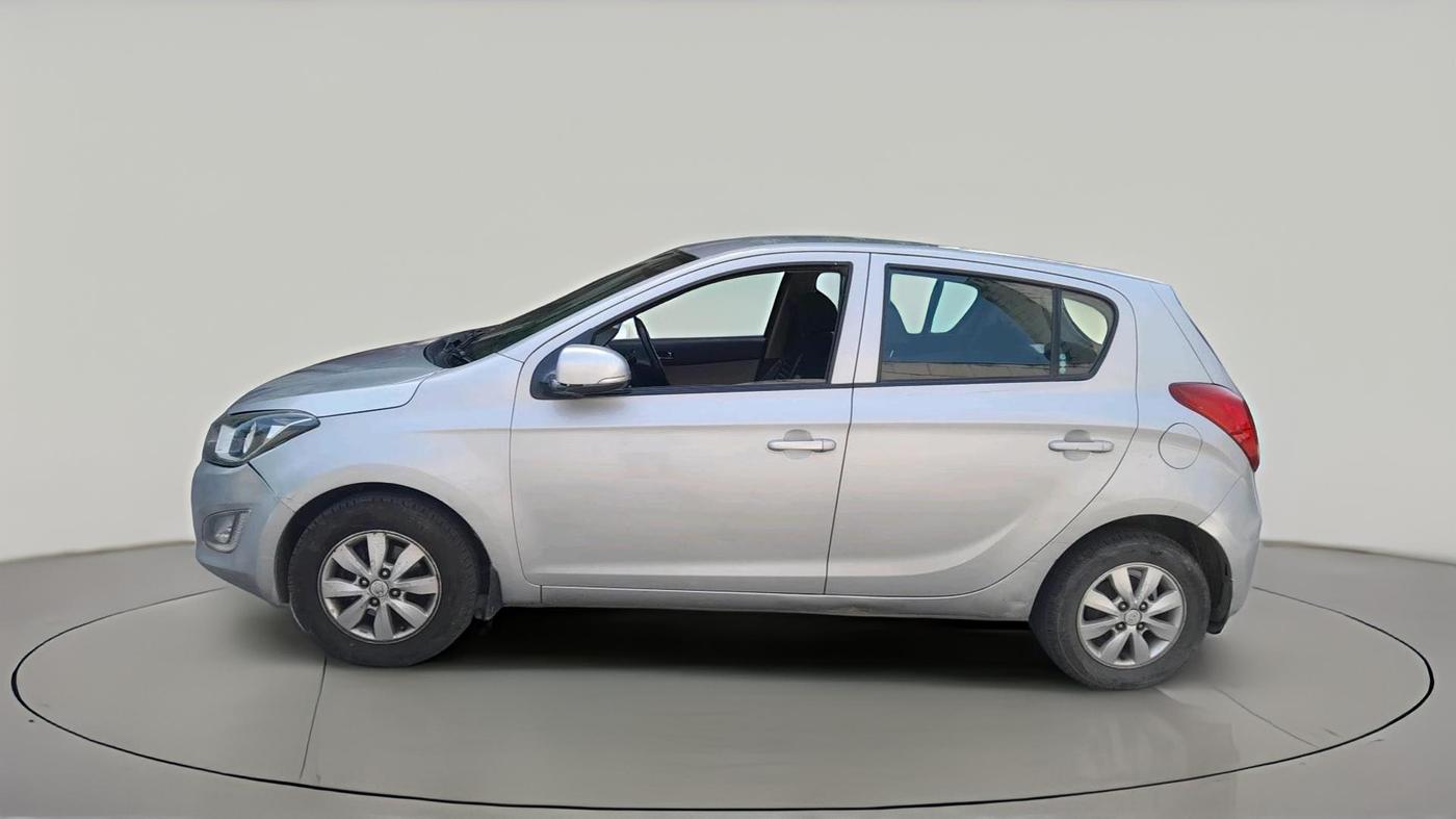 2013 Hyundai i20 SPORTZ 1.2, Petrol, Manual, 1,54,074 km, exterior