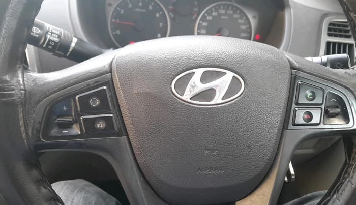 2013 Hyundai i20 SPORTZ 1.2, Petrol, Manual, 1,54,074 km, interior