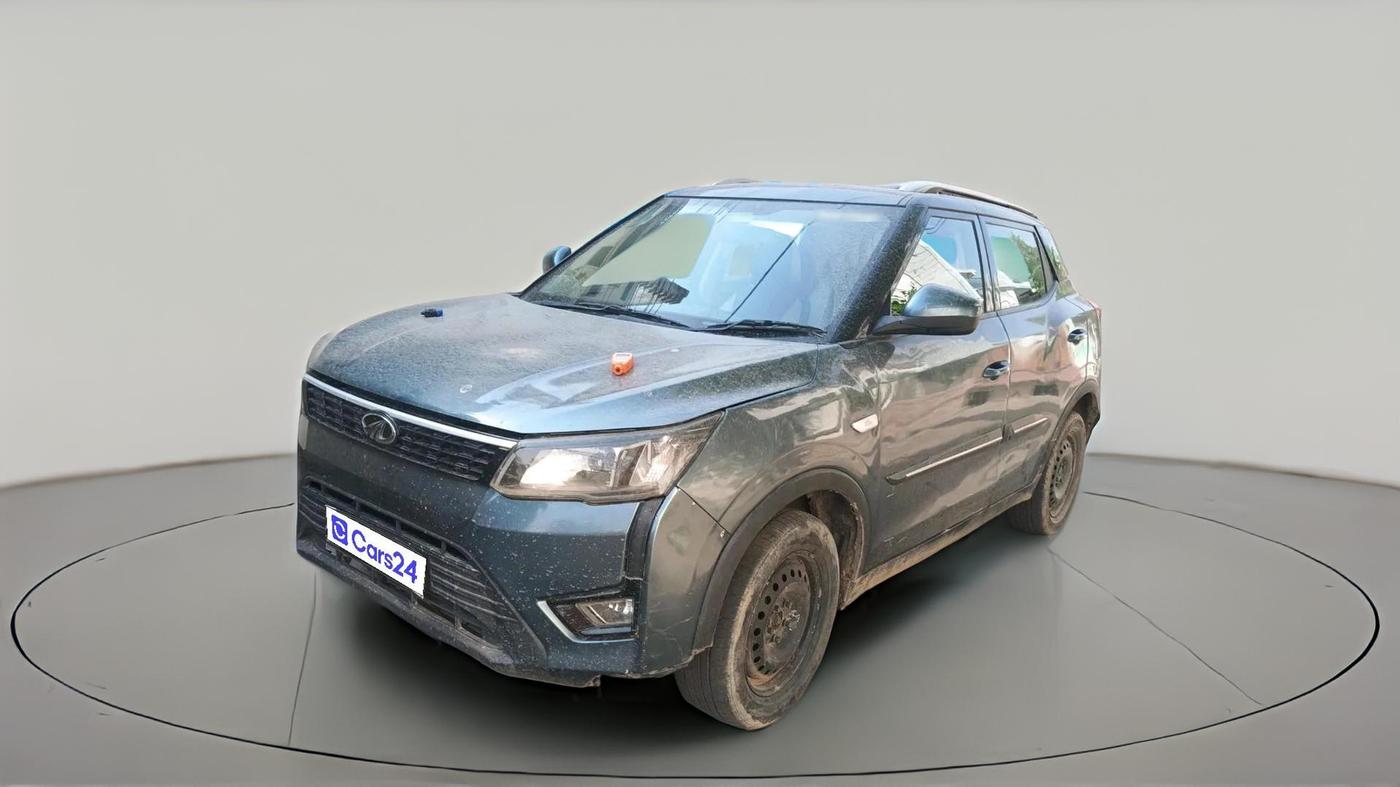 2021 Mahindra XUV300 W4 1.5 DIESEL, Diesel, Manual, 84,700 km, exterior
