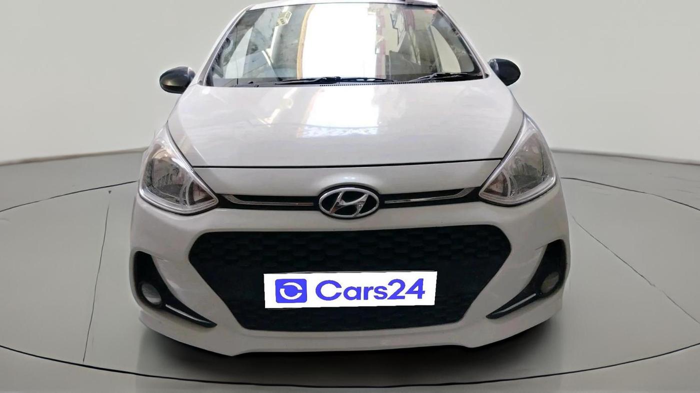 2017 Hyundai Grand i10 SPORTZ 1.2 KAPPA VTVT, Petrol, Manual, 70,026 km, exterior