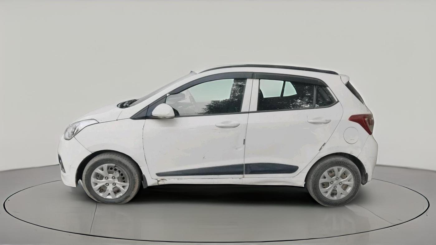 2016 Hyundai Grand i10 SPORTZ 1.1 CRDI, Diesel, Manual, 1,86,590 km, exterior