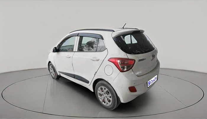 2016 Hyundai Grand i10 SPORTZ 1.1 CRDI, Diesel, Manual, 1,86,590 km, exterior