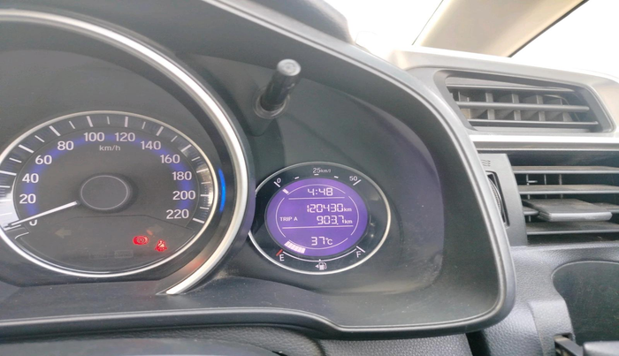 2017 Honda WR-V 1.5L I-DTEC VX MT, Diesel, Manual, 1,20,430 km, interior