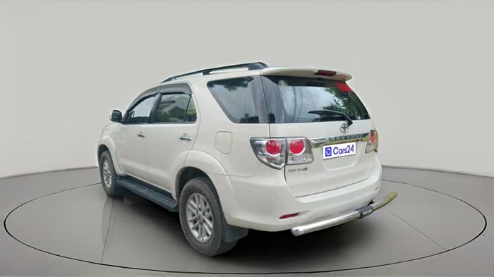 2014 Toyota Fortuner 3.0 4X2 MT, Diesel, Manual, 1,33,503 km, exterior
