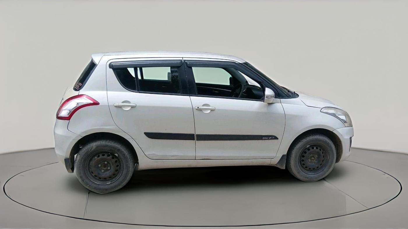 2017 Maruti Swift VXI, Petrol, Manual, 84,010 km, exterior