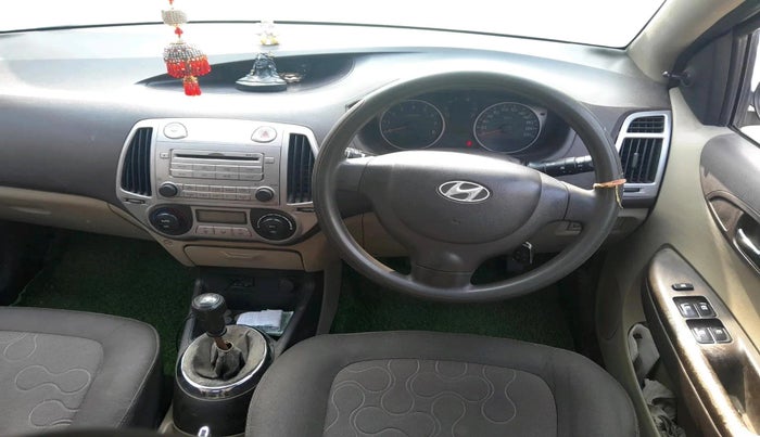 2011 Hyundai i20 MAGNA 1.2, Petrol, Manual, 89,900 km, interior