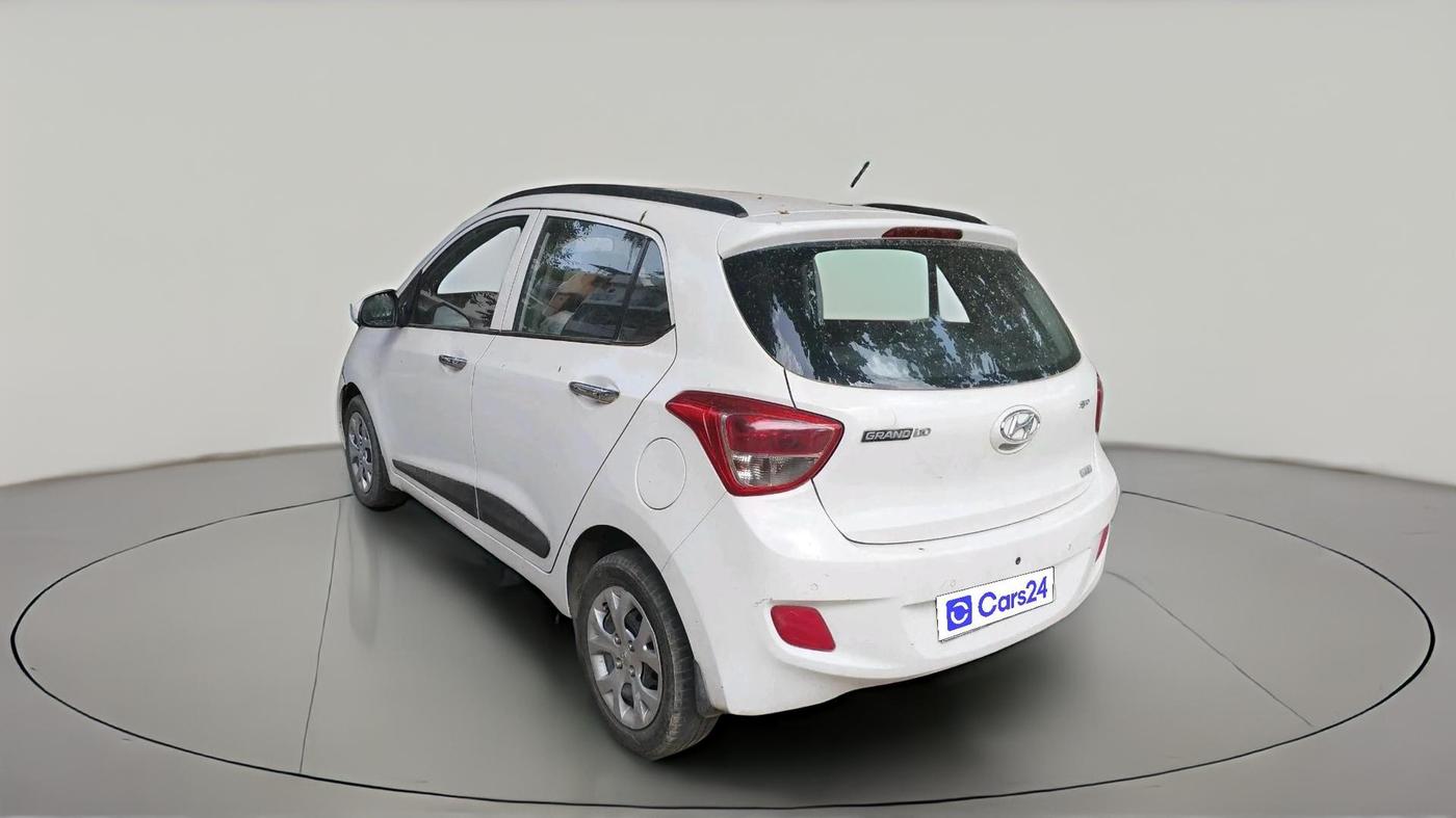 2013 Hyundai Grand i10 MAGNA 1.2 KAPPA VTVT, Petrol, Manual, 2,50,000 km, exterior