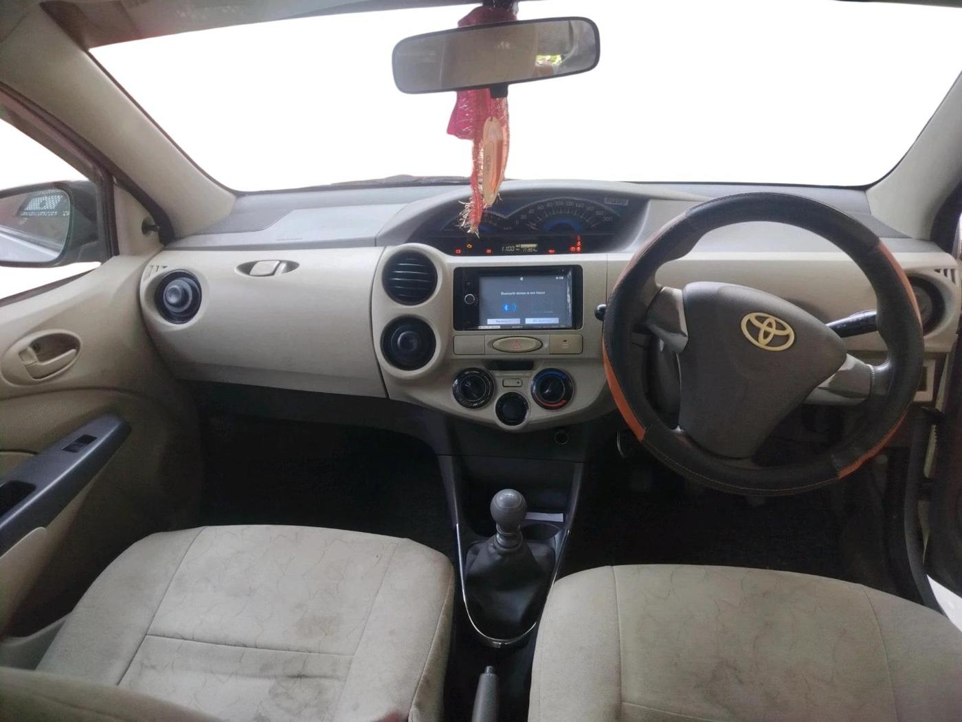 2016 Toyota Etios GD, Diesel, Manual, 1,71,955 km, interior