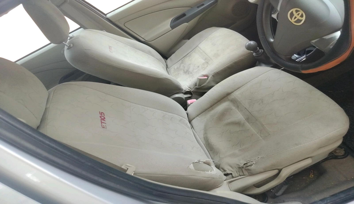 2016 Toyota Etios GD, Diesel, Manual, 1,71,955 km, interior