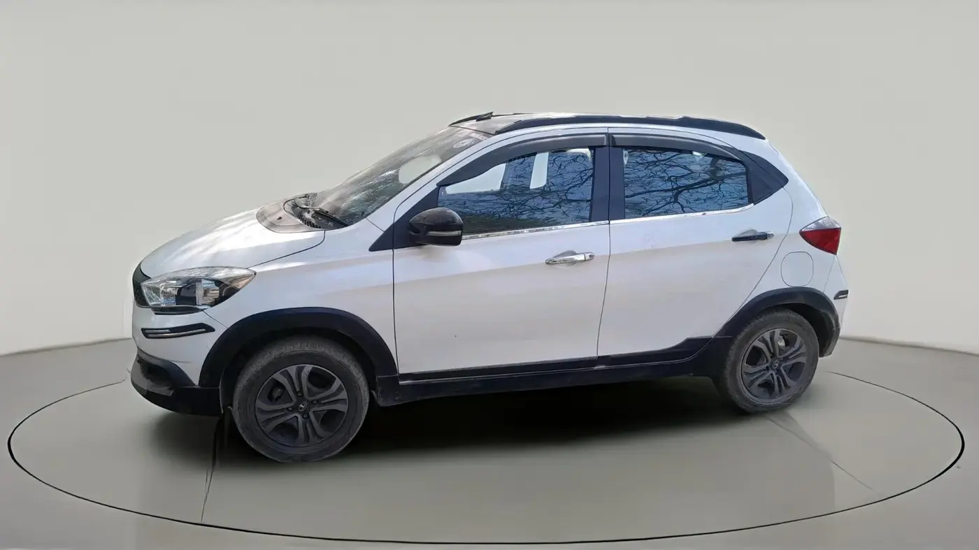 2019 Tata TIAGO NRG PETROL, Petrol, Manual, 56,854 km, exterior