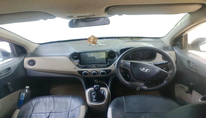 2016 Hyundai Xcent BASE 1.2, CNG, Manual, 1,49,264 km, interior